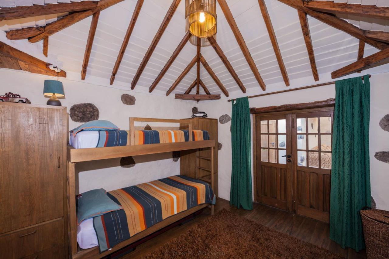 Historic Canarian House, Private Heated Infinity Pool, Bbq, Wifi + Panoramic Ocean Views Arona  Dış mekan fotoğraf